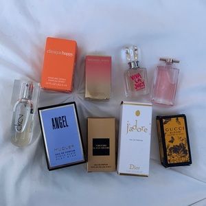 Perfume sample bundle!